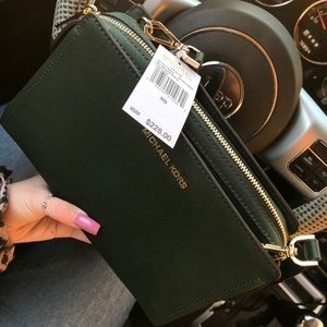 🧡 SOLD 🧡NWT Michael Kors